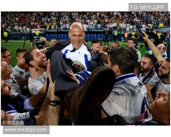 足球明星R8的传奇之路与辉煌成就揭秘 足球明星R8的传奇之路与辉煌成就揭秘